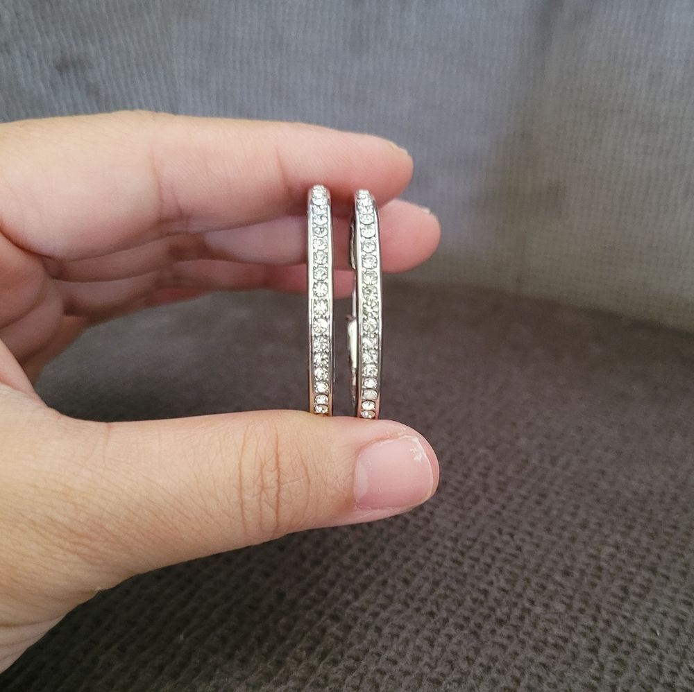 Tahari Cubic Zirconia💎 Lined Silver Hoop Earrings - Picture 2 of 16